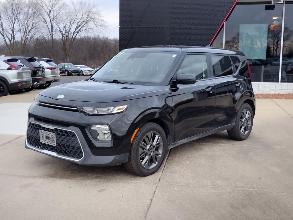 Thumbnail image of 2021 Kia Soul at Grand Blanc Mitsubishi
