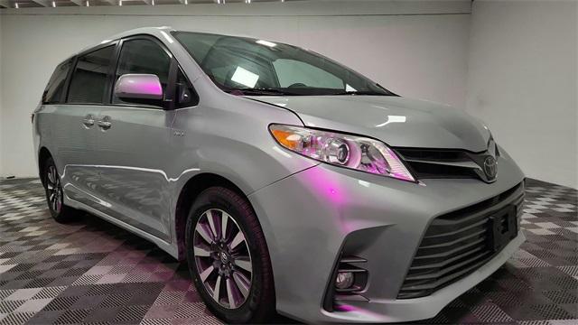 Thumbnail image of 2020 Toyota Sienna at Major World Chrysler Dodge Jeep Ram
