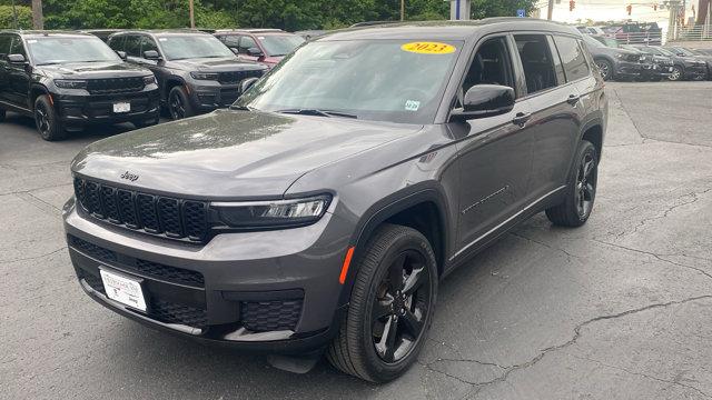 Thumbnail image of 2023 Jeep Grand Cherokee L at New - Salerno Duane Of Summit Ford
