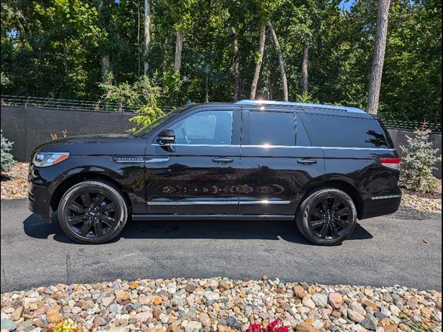 Thumbnail image of 2024 Lincoln Navigator at Northtowne Auto Group