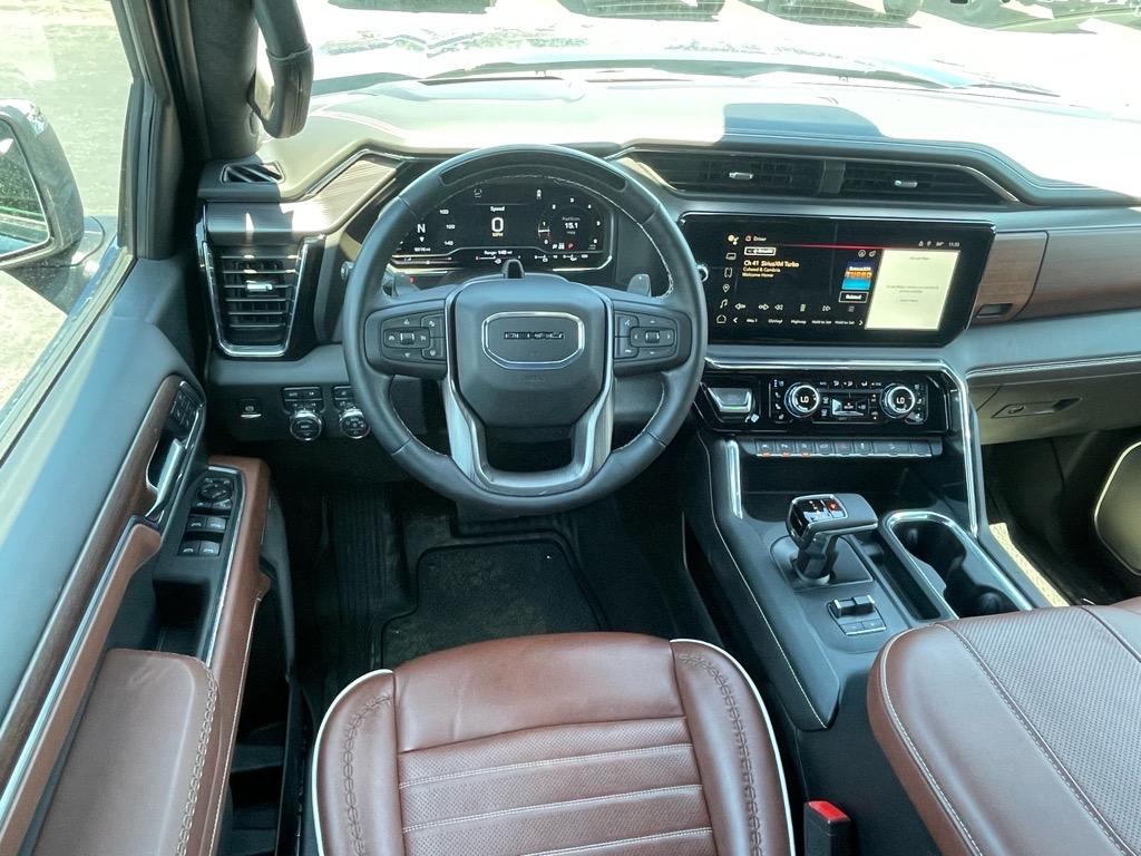 Thumbnail image of 2025 GMC Sierra 1500 at Davis Buick Gmc Cadillac