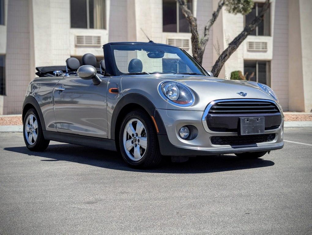 Thumbnail image of 2019 MINI Convertible at DIVINE MOTORS