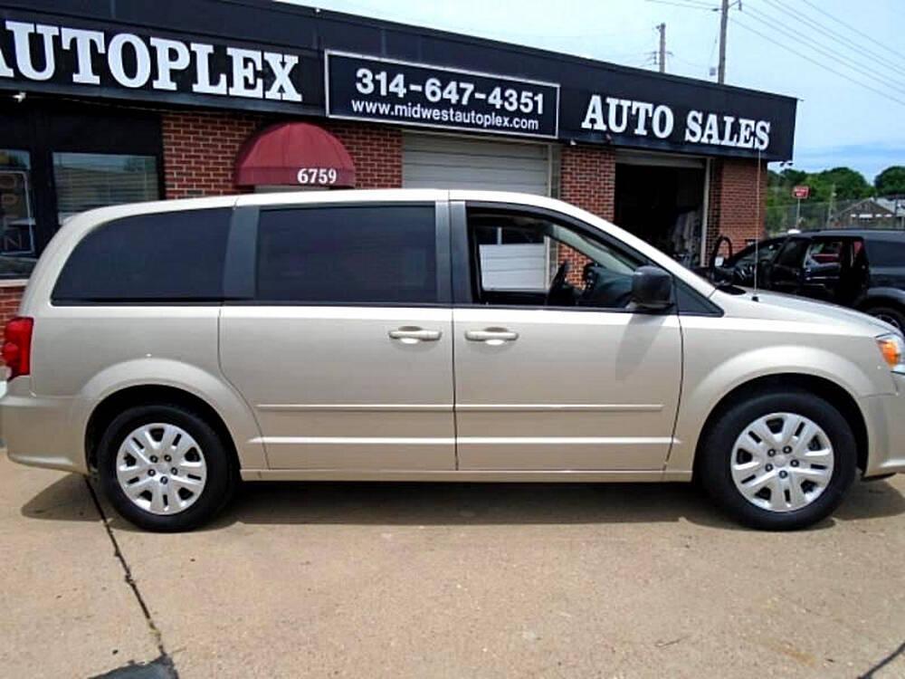 Thumbnail image of 2015 Dodge Grand Caravan at Midwest Autoplex