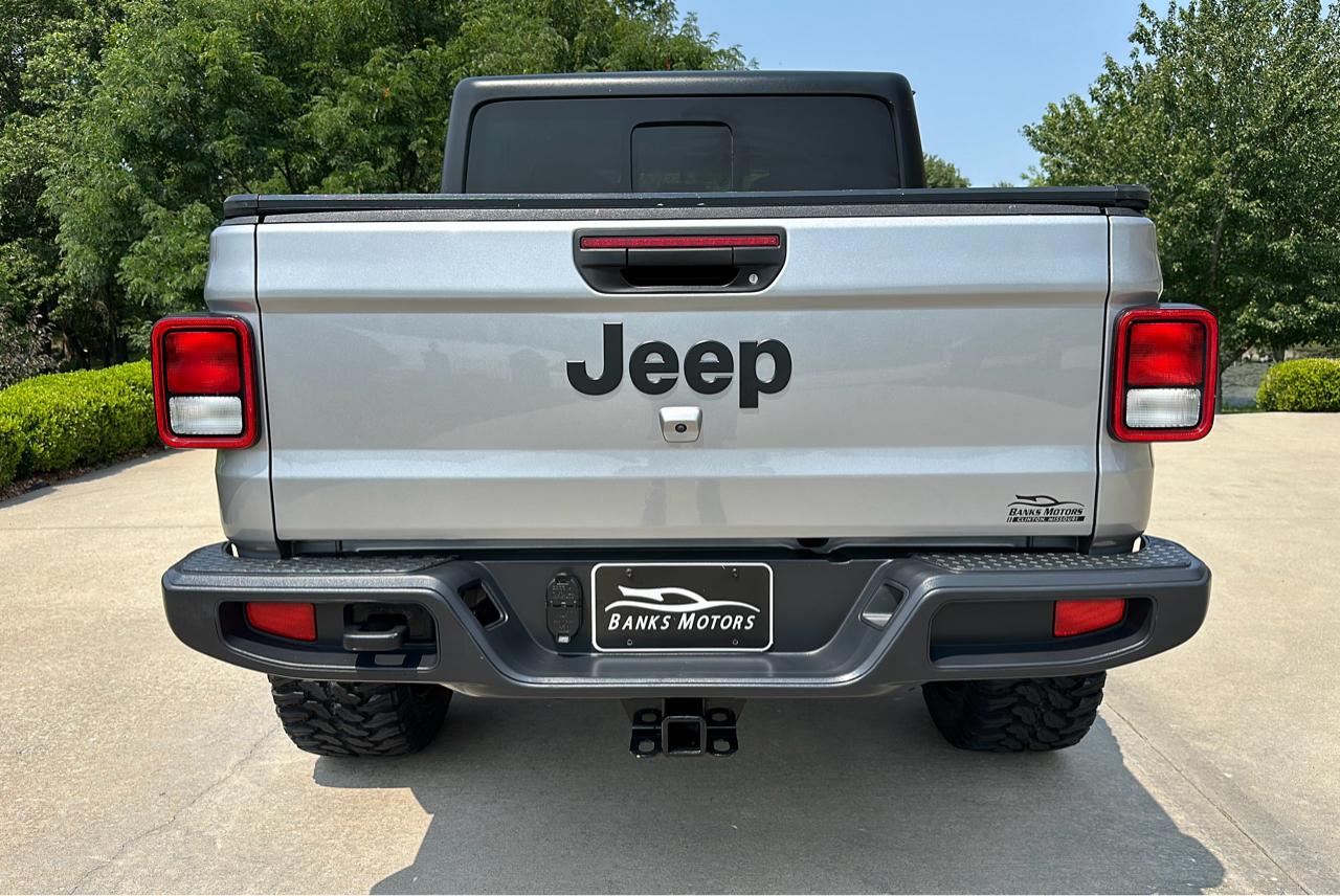 Thumbnail image of 2021 Jeep Gladiator at Banks Motors