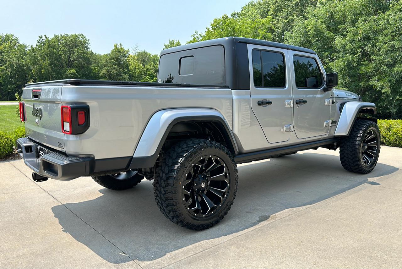 Thumbnail image of 2021 Jeep Gladiator at Banks Motors
