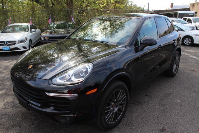 Thumbnail image of 2017 Porsche Cayenne at A-Kar Auto Sales Inc