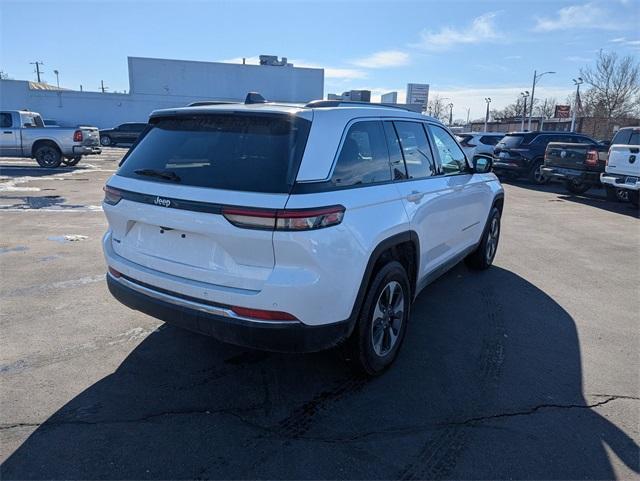 Thumbnail image of 2024 Jeep Grand Cherokee at Bill Snethkamp Chrysler Dodge Jeep Ram