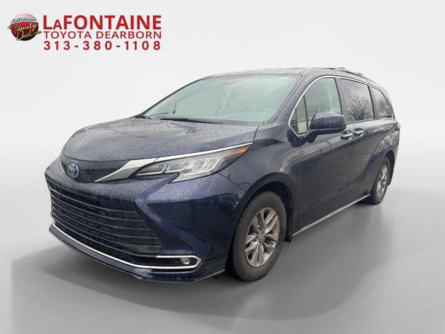 Thumbnail image of 2022 Toyota Sienna at LaFontaine Toyota Kia Genesis of Dearborn