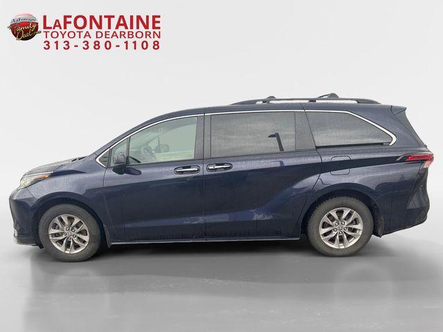 Thumbnail image of 2022 Toyota Sienna at LaFontaine Toyota Kia Genesis of Dearborn