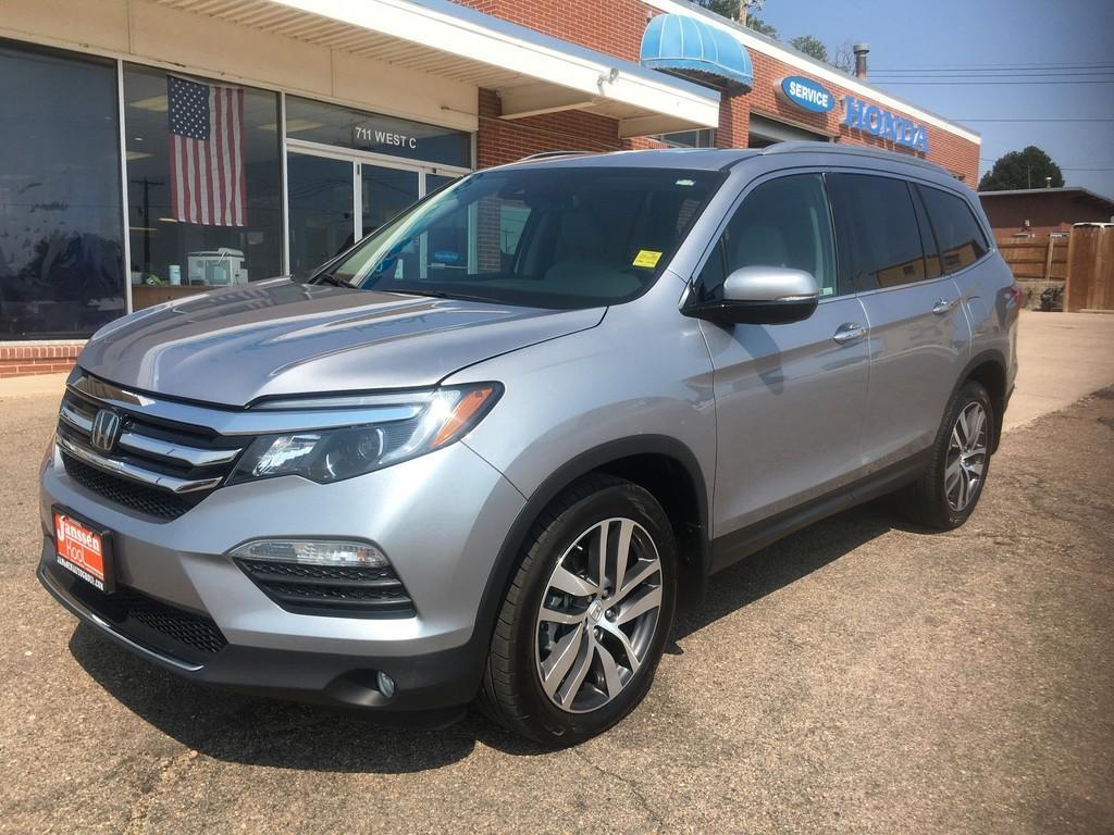 Thumbnail image of 2017 Honda Pilot at Janssen Kool Honda
