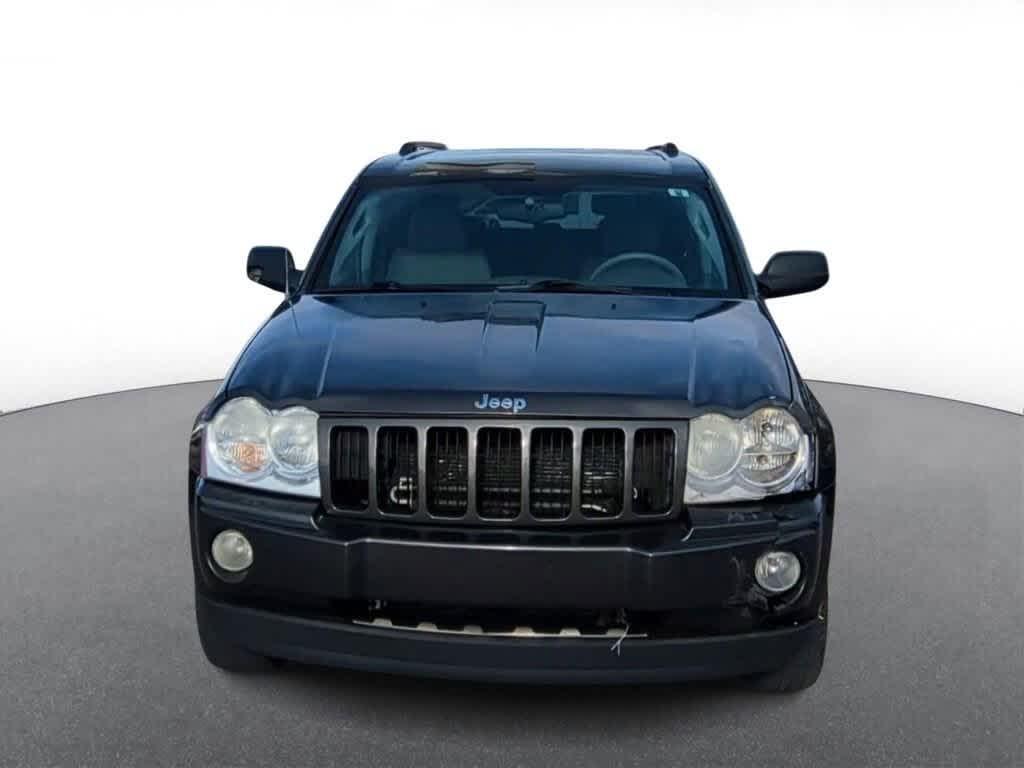 Thumbnail image of 2006 Jeep Grand Cherokee at Suburban Chrysler Dodge Jeep Ram of Troy