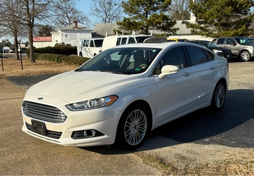 Thumbnail image of 2016 Ford Fusion at CAR TIME