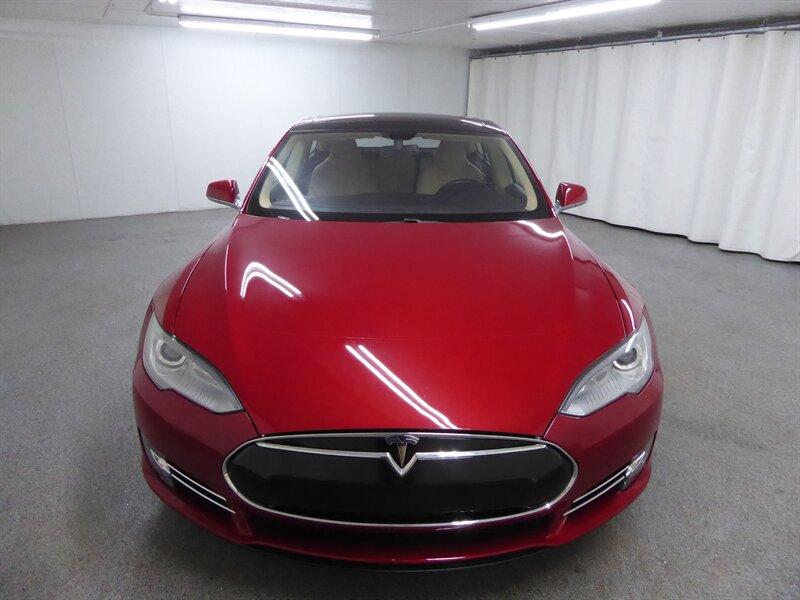 Thumbnail image of 2013 Tesla Model S at ULTIMATE MOTOR CARS