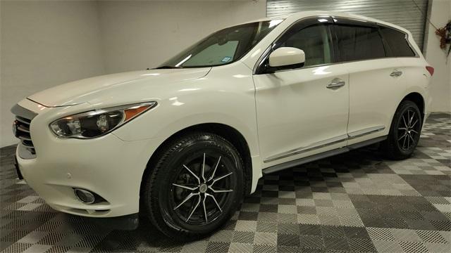 Thumbnail image of 2013 INFINITI JX35 at Major World Chrysler Dodge Jeep Ram
