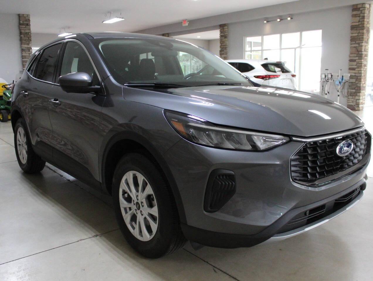 Thumbnail image of 2023 Ford Escape at Bud & Doug Walters Auto Sales