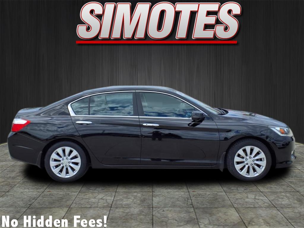 Thumbnail image of 2015 Honda Accord at Simotes Motor Sales
