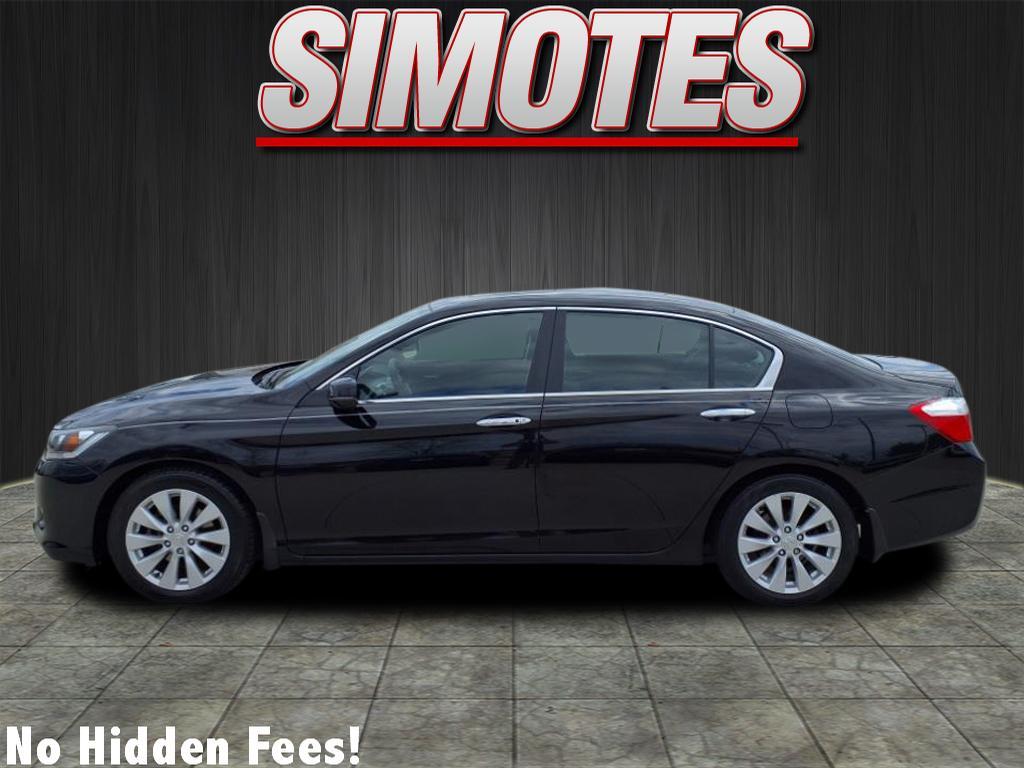 Thumbnail image of 2015 Honda Accord at Simotes Motor Sales