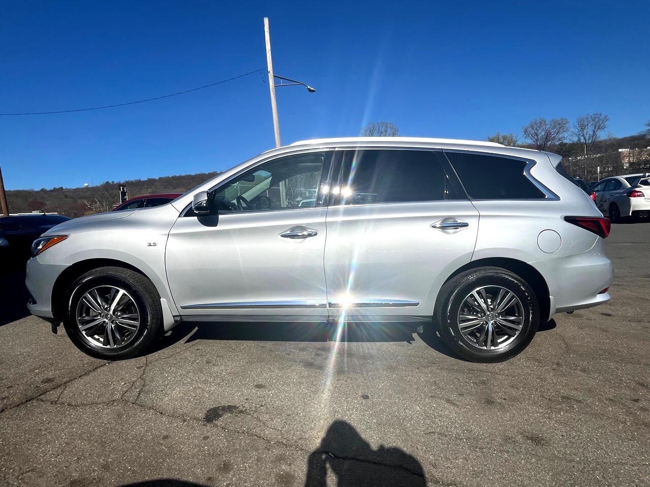 Thumbnail image of 2019 INFINITI QX60 at Rockland Motors