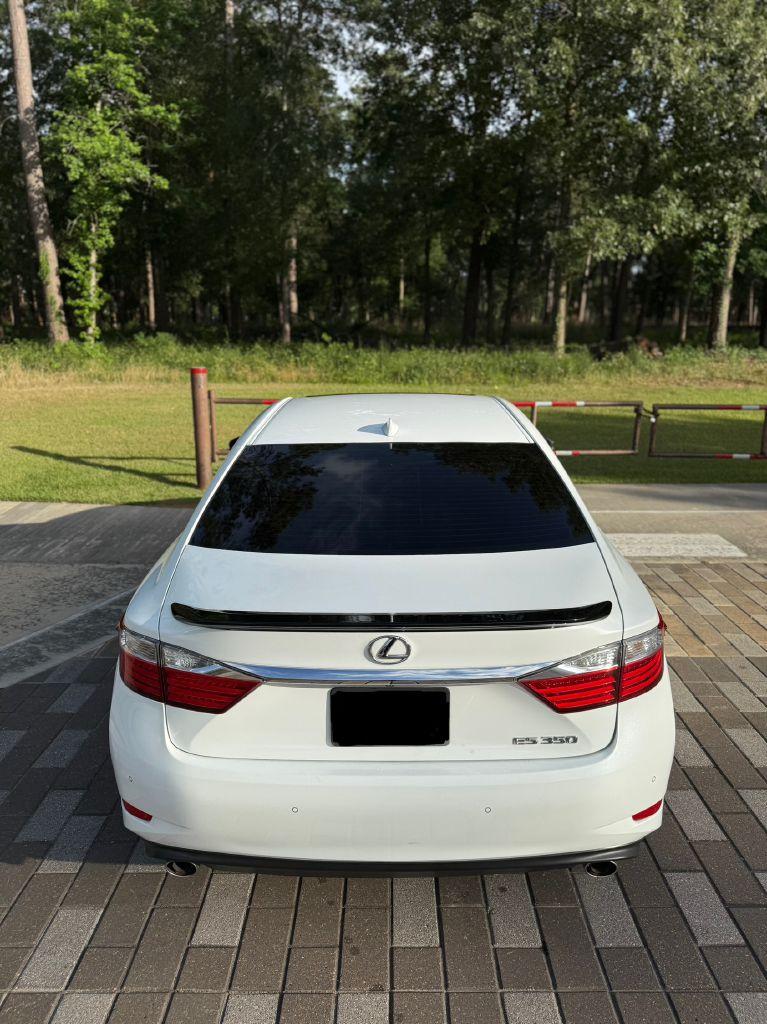 Thumbnail image of 2015 Lexus ES 350 at HAQ MOTORS TX LLC