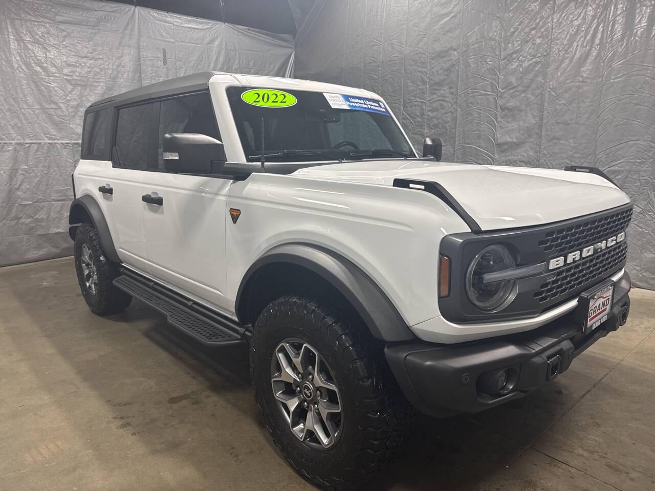 Thumbnail image of 2022 Ford Bronco at Grand Auto Sales