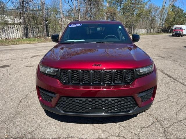 Thumbnail image of 2023 Jeep Grand Cherokee at Golling Chrysler Jeep Dodge Ram of Chelsea