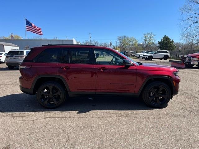 Thumbnail image of 2023 Jeep Grand Cherokee at Golling Chrysler Jeep Dodge Ram of Chelsea