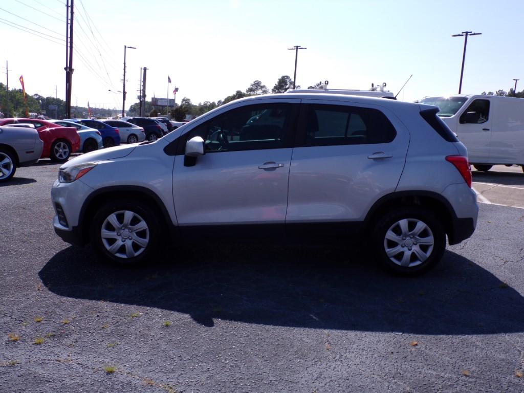 Thumbnail image of 2017 Chevrolet Trax at Cars R Us