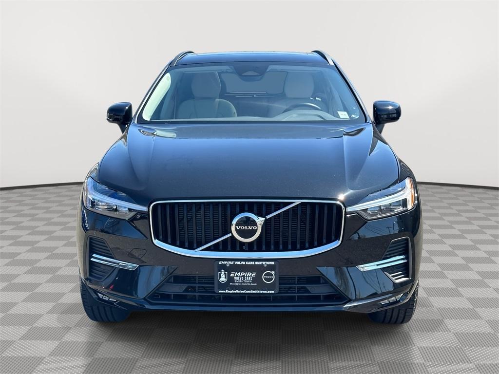Thumbnail image of 2022 Volvo XC60 at Empire Volvo Cars of Smithtown