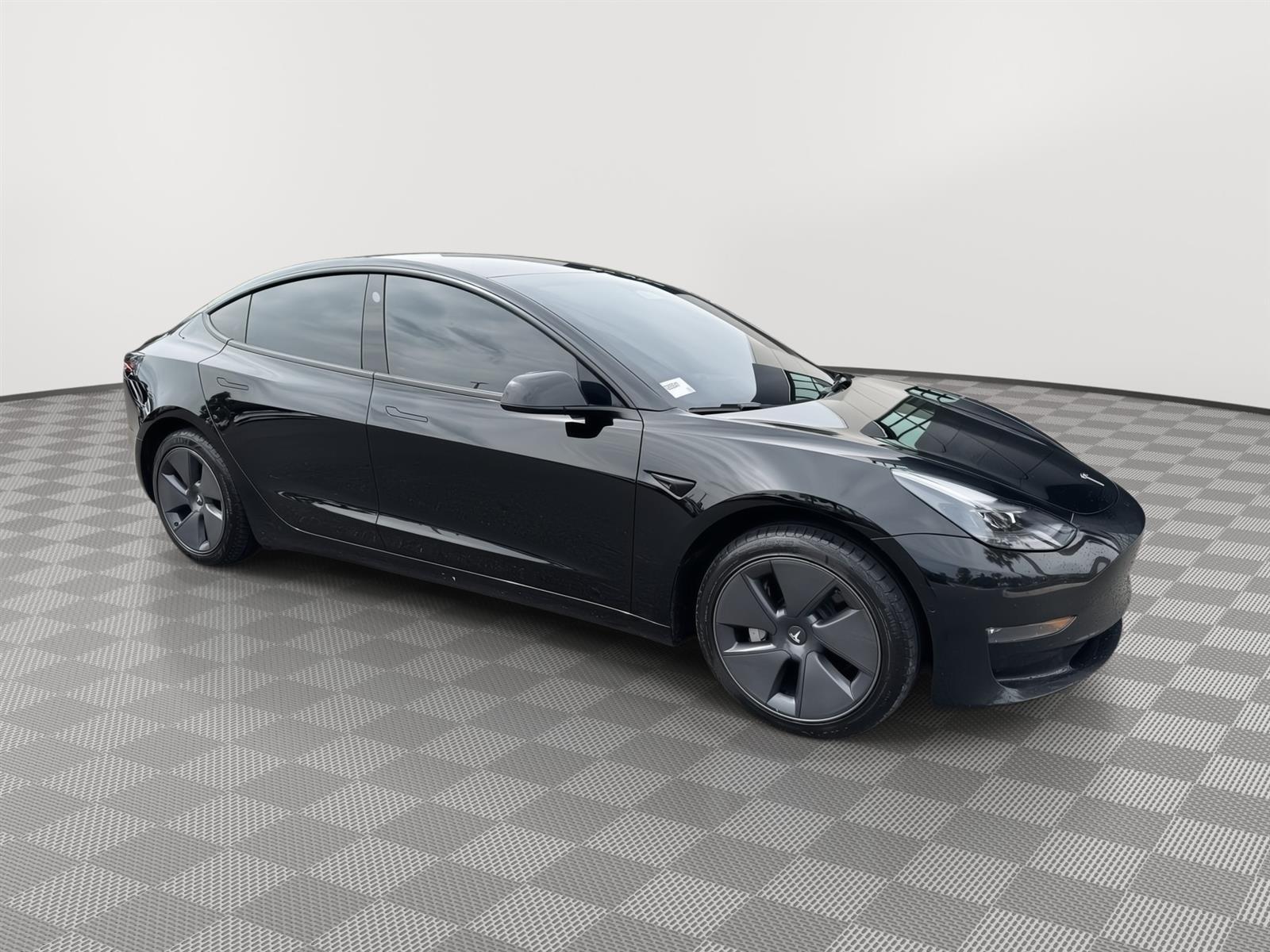 Thumbnail image of 2022 Tesla Model 3 at Jacobs Mitsubishi - Wesley Chapel