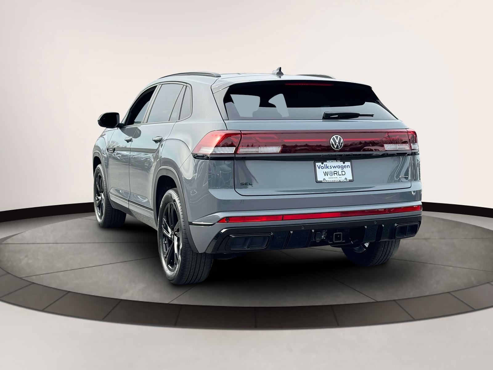 Thumbnail image of 2025 Volkswagen Atlas Cross Sport at Volkswagen World of Newton