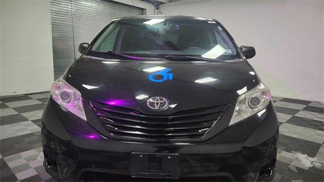 Thumbnail image of 2014 Toyota Sienna at Major World Chevrolet