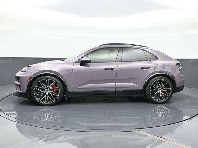 Thumbnail image of 2024 Porsche Macan at BramanMotors USED
