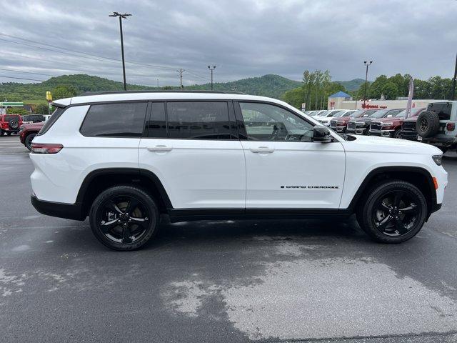 Thumbnail image of 2023 Jeep Grand Cherokee L at Jacky Jones Chrysler Dodge Jeep Hayesville