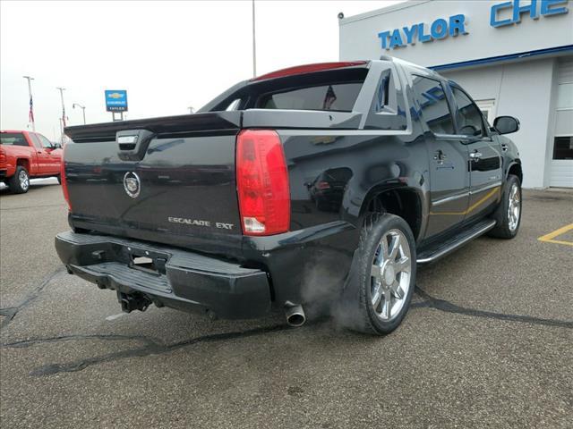Thumbnail image of 2007 Cadillac Escalade EXT at Taylor Chevrolet