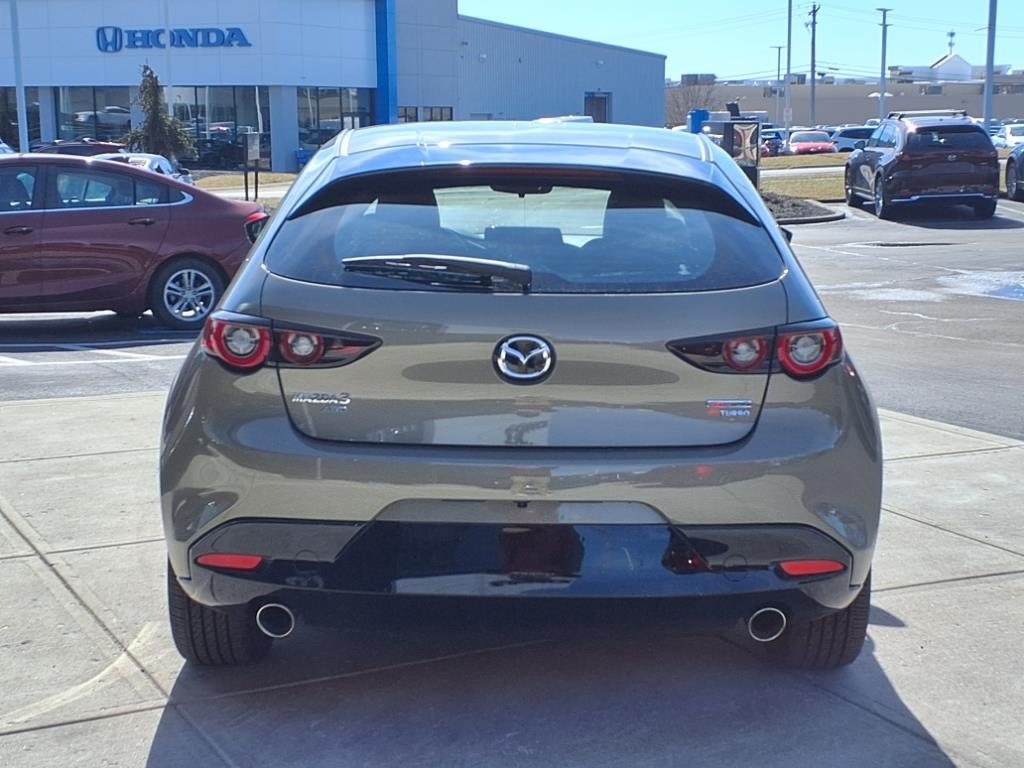 Thumbnail image of 2025 Mazda Mazda3 Hatchback at Kings Mazda