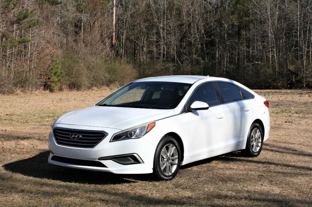 Thumbnail image of 2016 Hyundai SONATA at Genesis of Cottageville