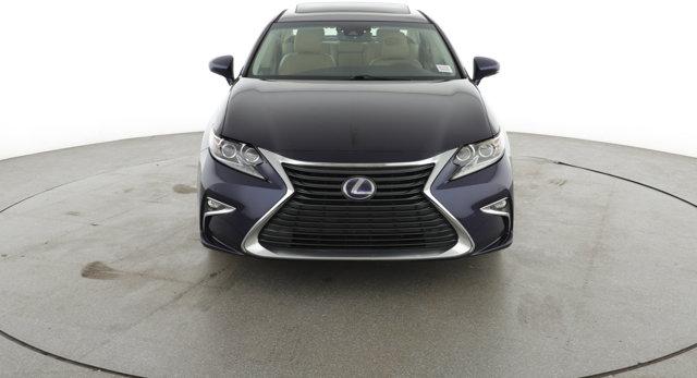 Thumbnail image of 2016 Lexus ES 300h at Bluebonnet Super Center - USED