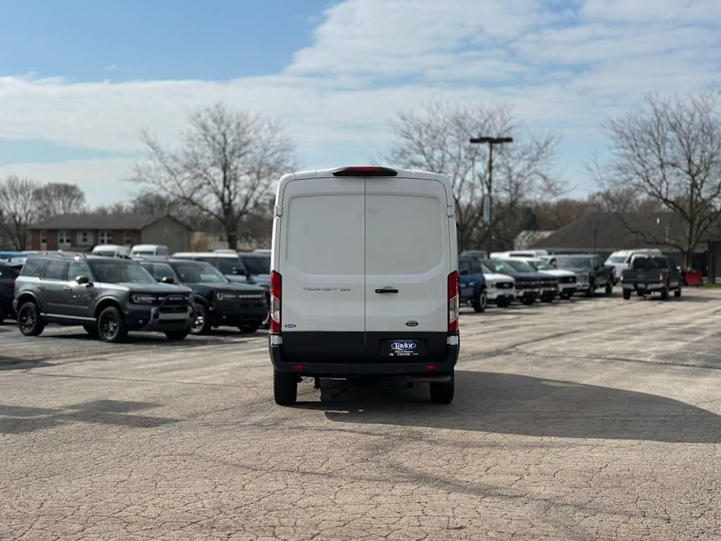 Thumbnail image of 2022 Ford Transit at Taylor Ford of Manteno