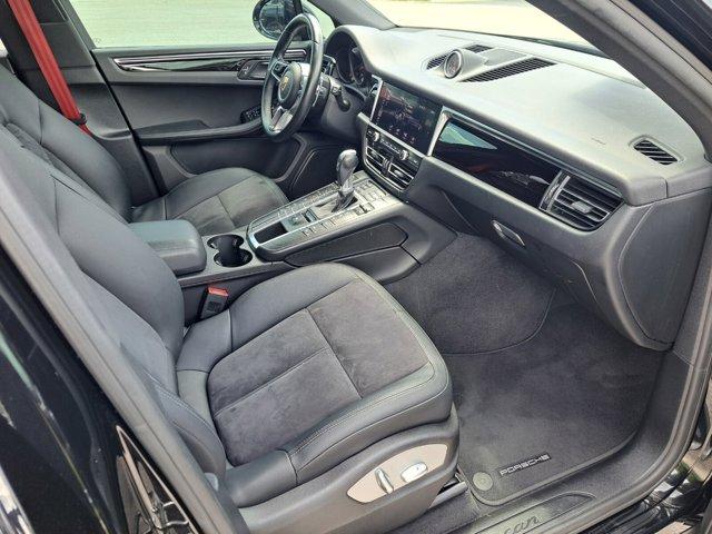 Thumbnail image of 2019 Porsche Macan at Land Rover Palm Beach