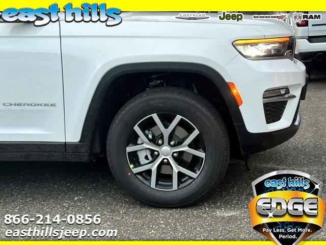 Thumbnail image of 2025 Jeep Grand Cherokee at East Hills Chrysler Jeep Dodge