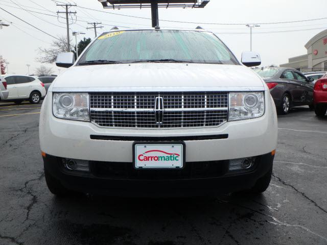 Thumbnail image of 2010 Lincoln MKX at Auto Mall of Champaign