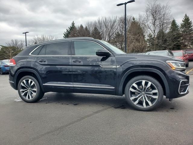 Thumbnail image of 2022 Volkswagen Atlas Cross Sport at Fox Automotive Group Inc. Toyota Volkswagen