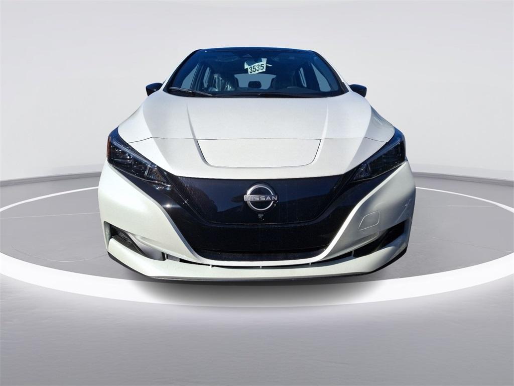 Thumbnail image of 2025 Nissan LEAF at Lynnes Nissan City Inc
