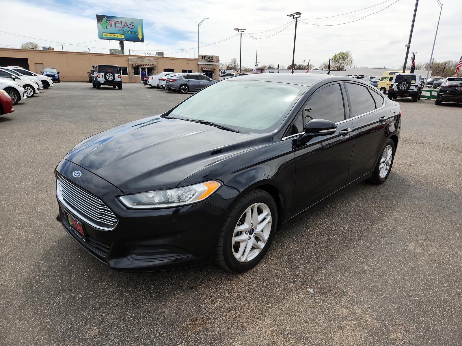 Thumbnail image of 2016 Ford Fusion at Tejas Motors II