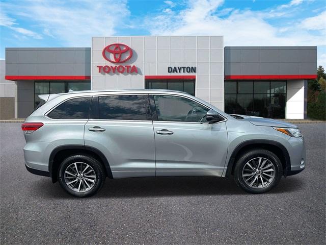 Thumbnail image of 2018 Toyota Highlander at Dayton Toyota Scion