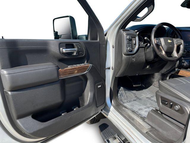 Thumbnail image of 2021 Chevrolet Silverado 3500HD at Lafontaine Chevrolet
