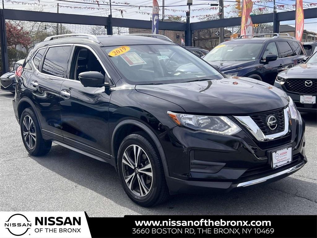 Thumbnail image of 2019 Nissan Rogue at Bronx Nissan