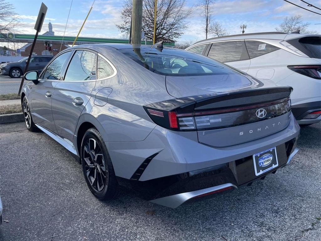 Thumbnail image of 2024 Hyundai SONATA at Huntington Jeep Chrysler