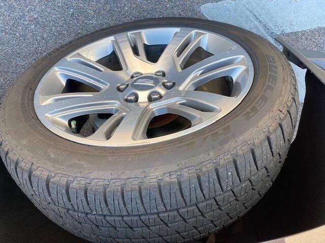 Thumbnail image of 2017 Cadillac Escalade at Creighton Auto & Body Shop