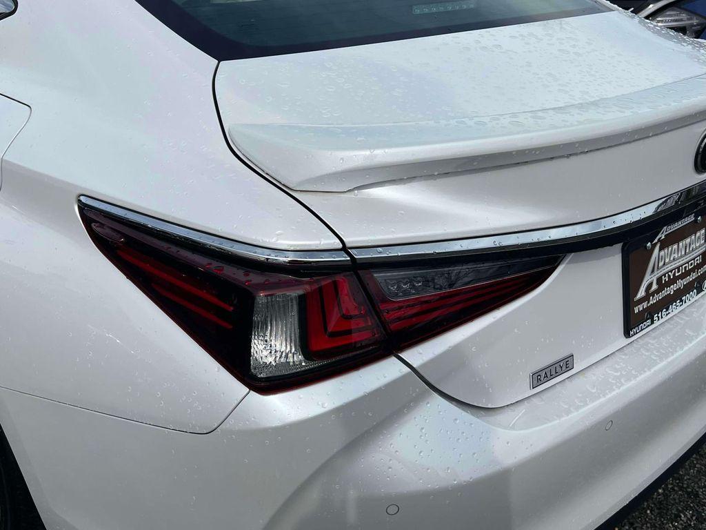Thumbnail image of 2022 Lexus ES 350 at Advantage Hyundai Genesis of North Shore